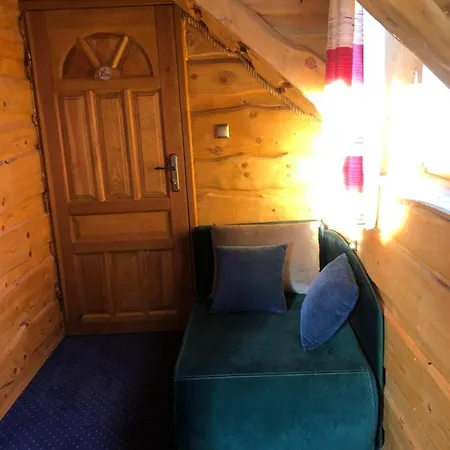 Paradiso Resort Domki Pokoje * Ropa