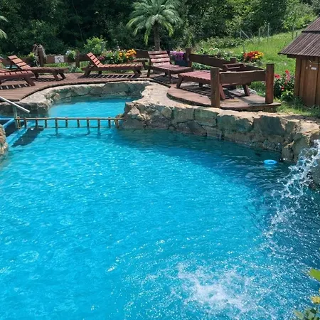 Agroturystyka Paradiso Domki Pokoje Ropa