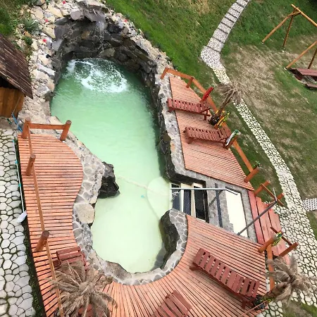 Paradiso Resort Domki Pokoje Фермерский дом Ropa